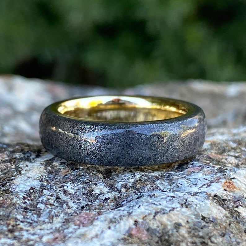 6mm wide men&#39;s wedding band, black stardust outside with solid yellow gold sleeve