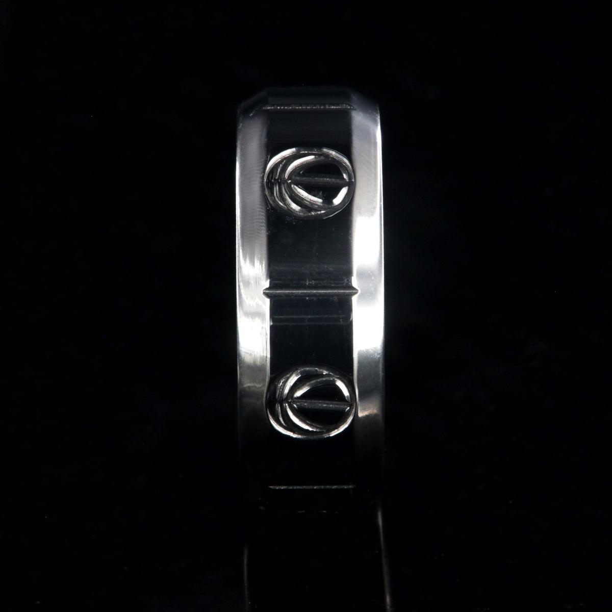 8mm wide titanium basketball ring with beveled edges, milled basketball design, and vertical grooves