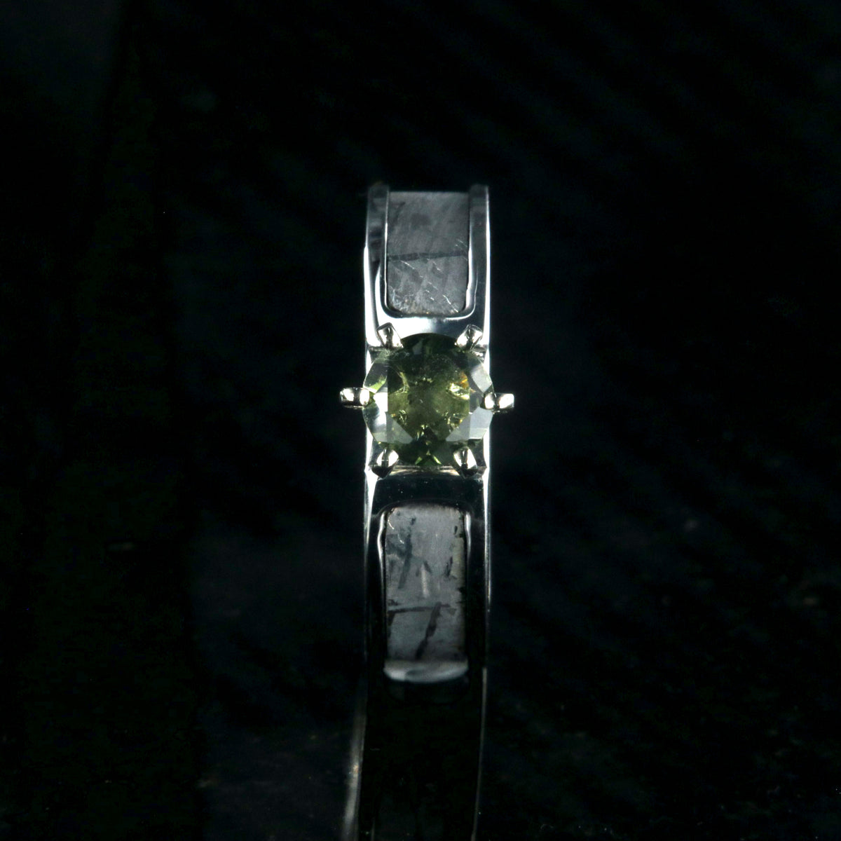 6mm wide women&#39;s meteorite engagement ring with green moldavite stone