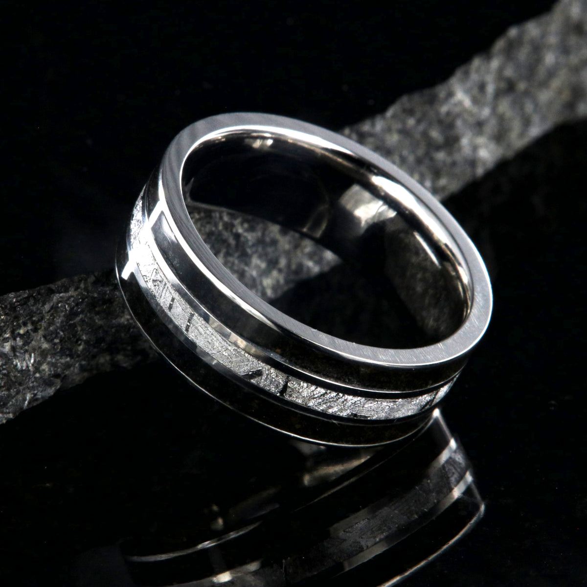 9mm wide men&#39;s wedding band with t-rex edges and meteorite center