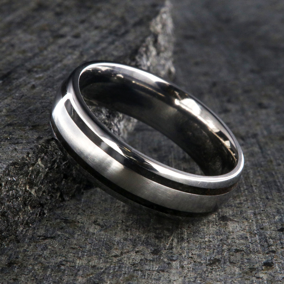 8mm wide cobalt ring with dual edged stardust inlays