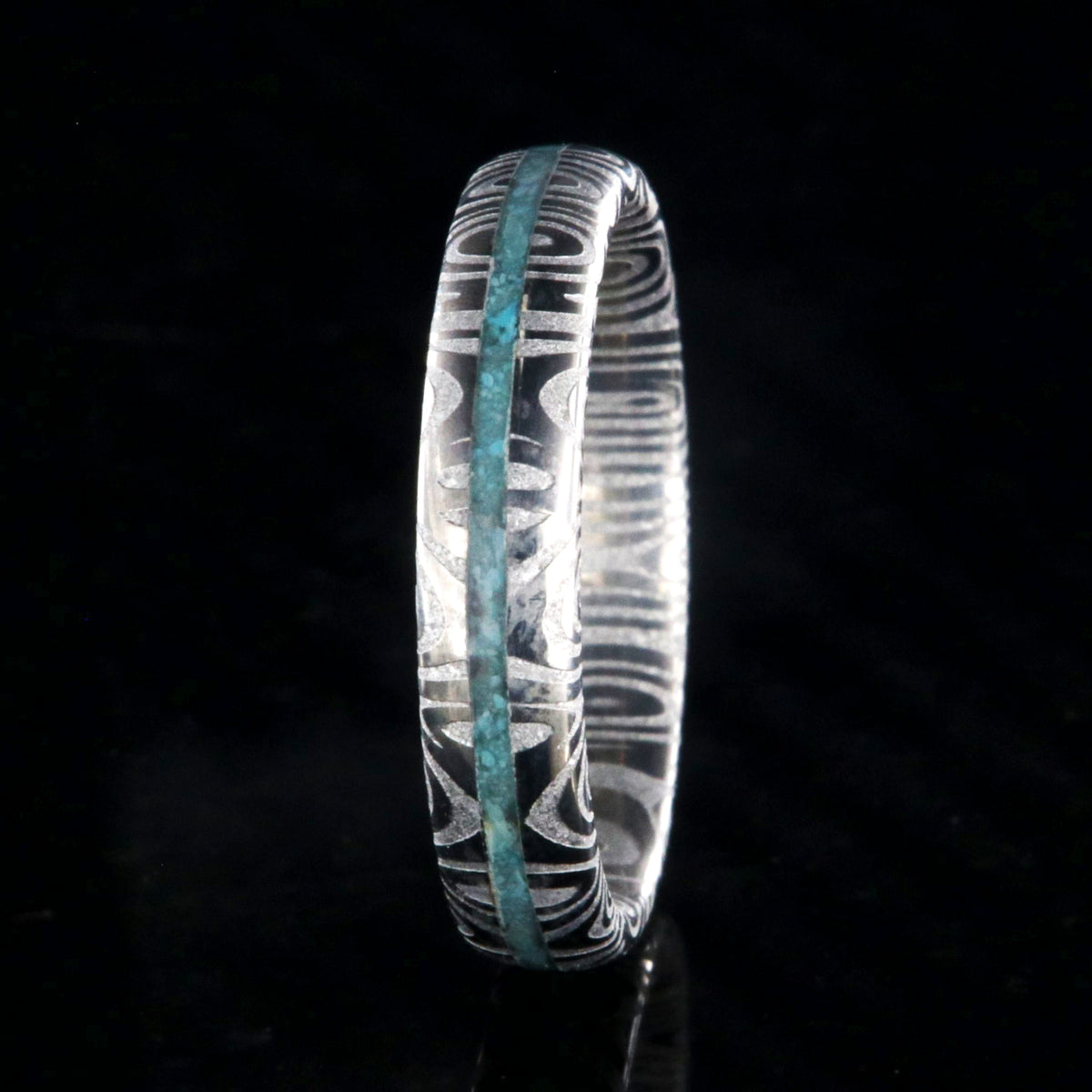 4mm wide Damascus steel ring with thin turquoise inlay