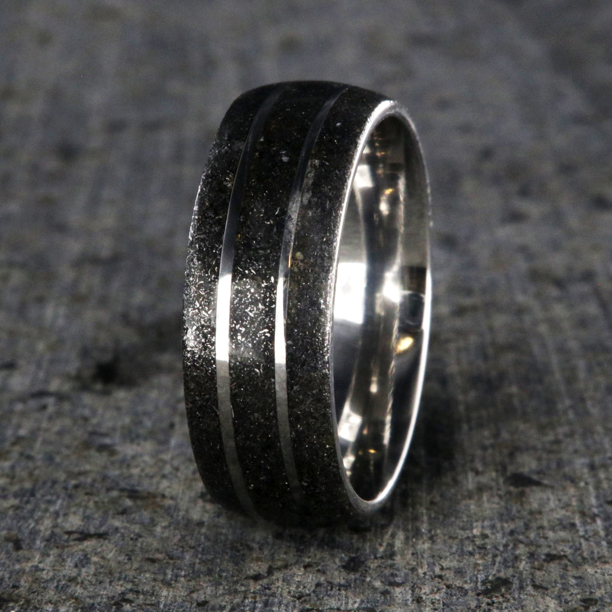 8mm wide stardust ring with two titanium inlayed lines and sleeve