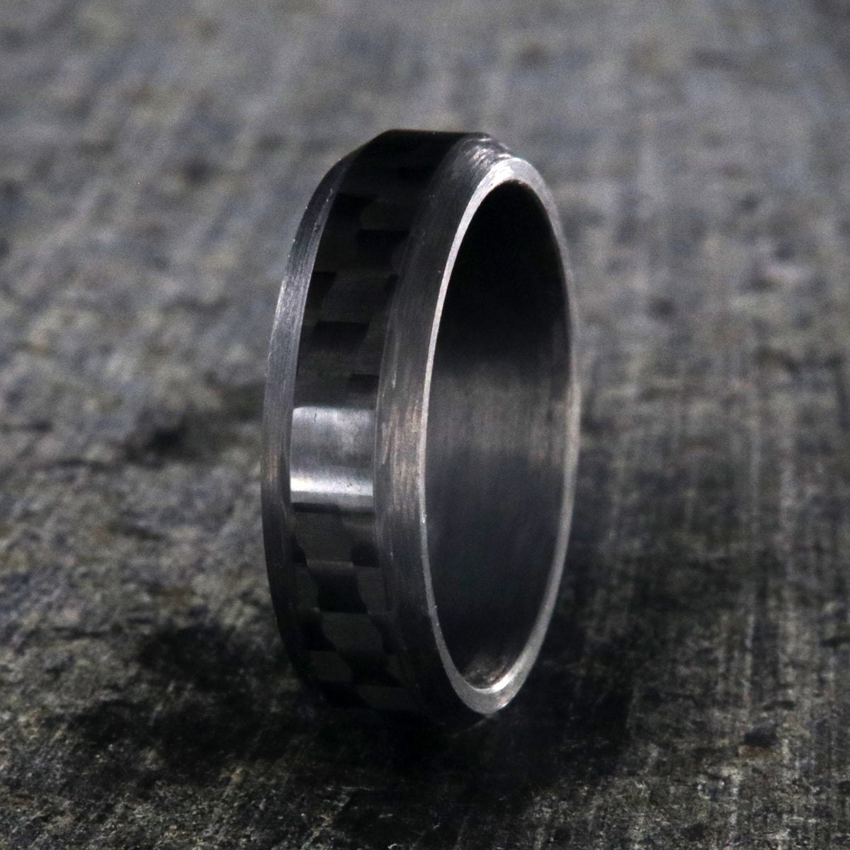 6mm wide black carbon fiber ring with beveled edges
