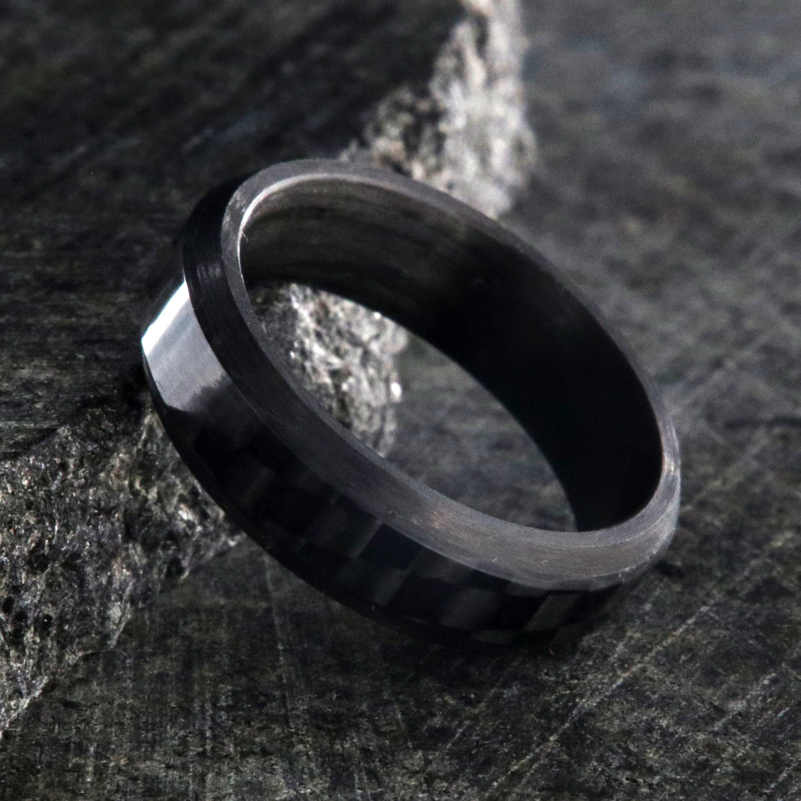 6mm wide black carbon fiber ring with beveled edges