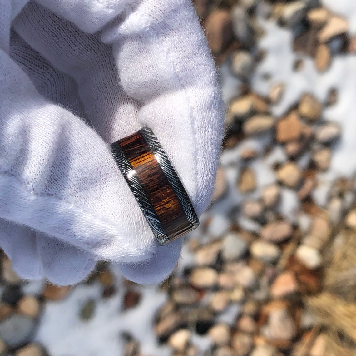 10mm wide Damascus steel ring with a 5mm wide Arizona ironwood inlay